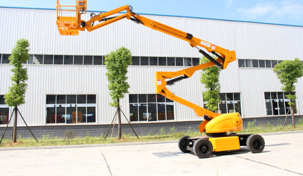 自行曲臂高空作业升降平台